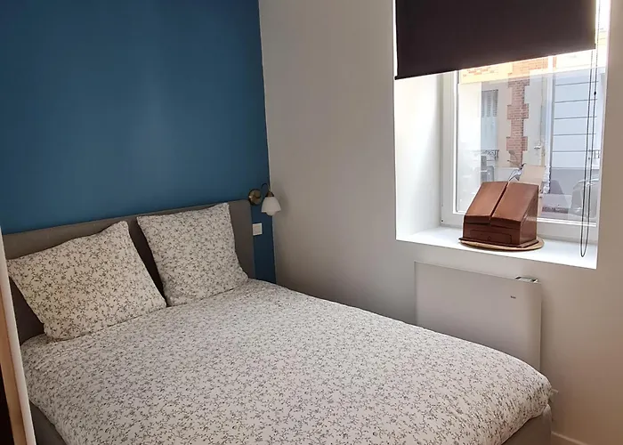 Quiet Apartment, Lively Area,next To Eiffel Tower. Apartman *