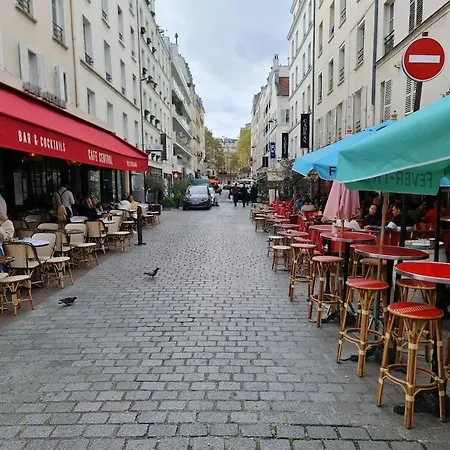 Lägenhet Quiet Apartment, Lively Area,next To Eiffel Tower. Paris